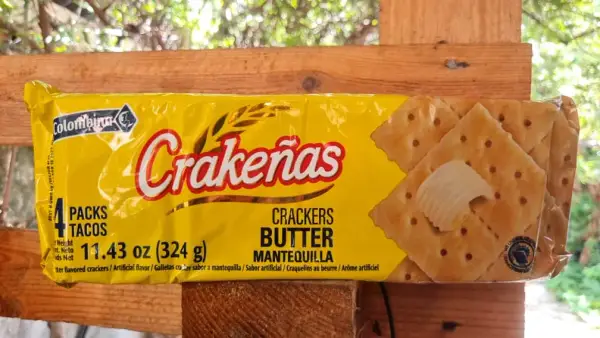 Galletas Crakeñas Colombina mantequilla 4 tacos (324g)