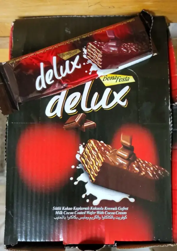 Barquillo Delux Bona Festa cubierto de chocolate